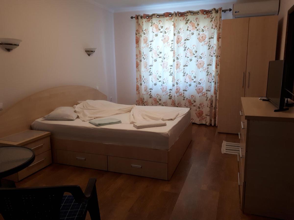Vila "Livia" Hotell Techirghiol Eksteriør bilde